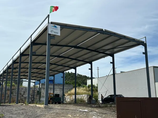 Cobertura metálica